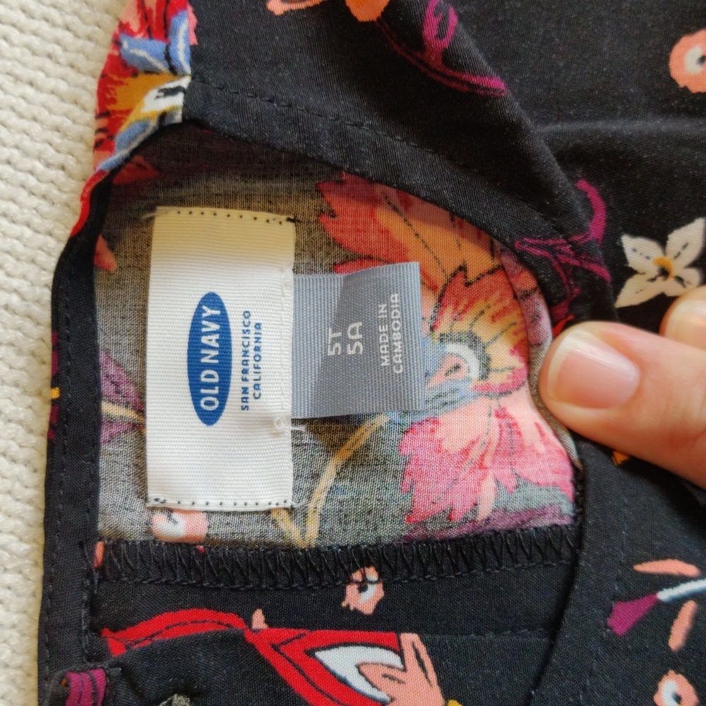 Girls clothes - Picture 3 of 4